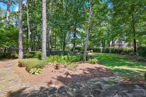 Exterior - 7149 Pinecrest Dr, Montgomery, AL 36117 photo 7 of 13