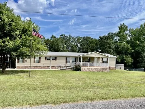 435 Kelly Rd, Titus, AL 36080