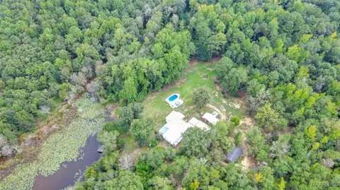 694 Becky Ln, Prattville, AL 36067