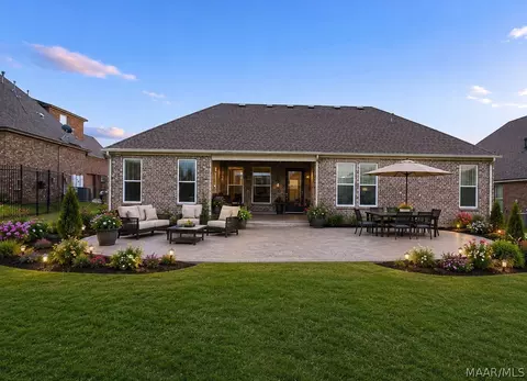 Exterior - 5531 Stapleton Dr, Montgomery, AL 36116 photo 4 of 7