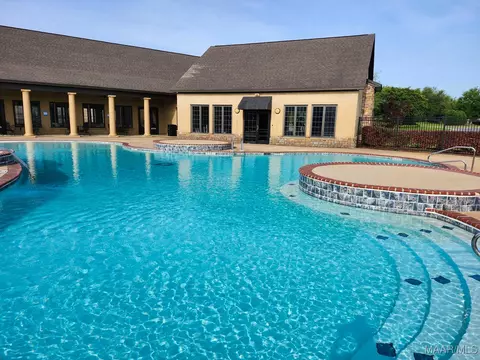 Exterior - 5531 Stapleton Dr, Montgomery, AL 36116 photo 7 of 7