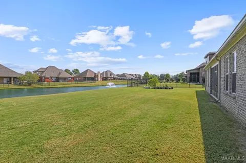 Exterior - 5531 Stapleton Dr, Montgomery, AL 36116 photo 2 of 7