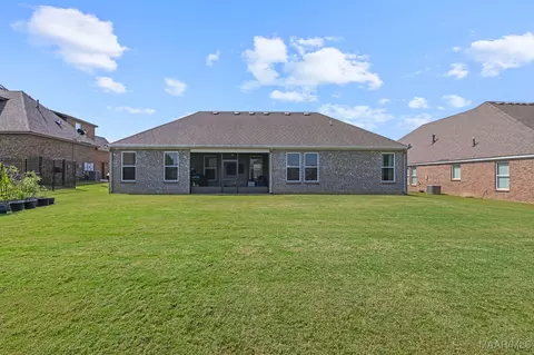 Exterior - 5531 Stapleton Dr, Montgomery, AL 36116 photo 6 of 7