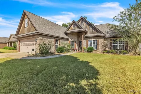204 Pine Level Rdg, Deatsville, AL 36022