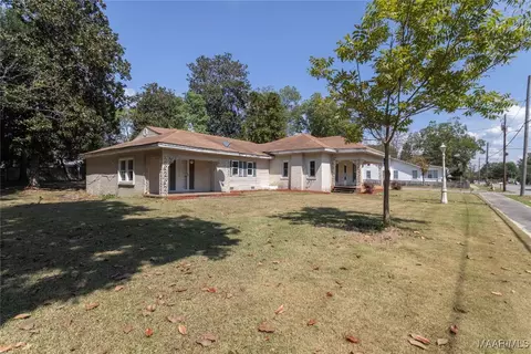400 S 2nd Ave S, Clanton, AL 35045 photo 1