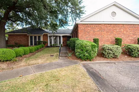 2053 Hazel Hedge Ln, Montgomery, AL 36106