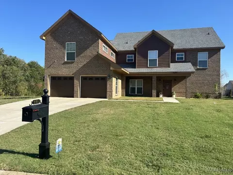 5501 Stapleton Dr, Montgomery, AL 36116 photo 1