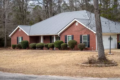 102 W Murphy Ln, Dadeville, AL 36853