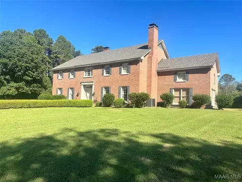 1241 Kirkwood Dr, Montgomery, AL 36117