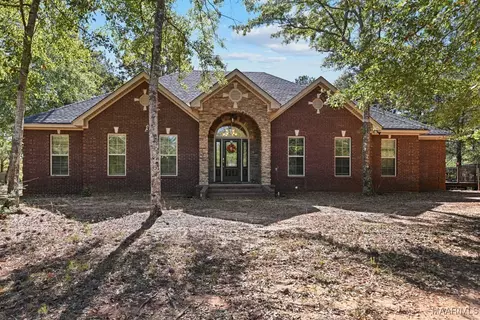 915 County Road 19 N, Prattville, AL 36067