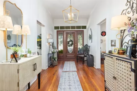 Entry Way - 511 Claud Rd, Eclectic, AL 36024 photo 1 of 3