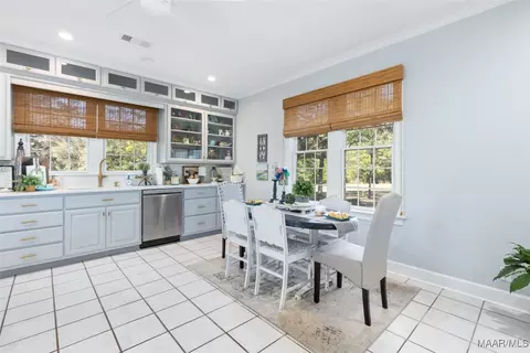Kitchen - 511 Claud Rd, Eclectic, AL 36024 photo 3 of 4