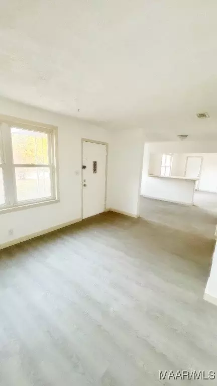 327 Milton Rd, Montgomery, AL 36110