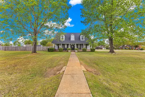 227 Mcrae Rd, Deatsville, AL 36022
