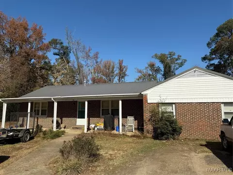 174 Persimmon Tree Rd, Valley Grande, AL 36701