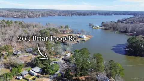203 Briar Loop Rd, Deatsville, AL 36022