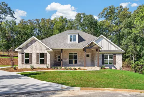 136 Birchwood Ln, Wetumpka, AL 36093