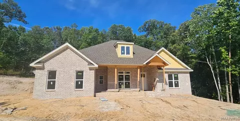 136 Birchwood Ln, Wetumpka, AL 36093