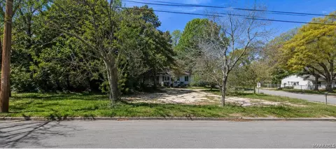 811 1st Ave, Selma, AL 36701