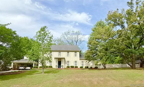 403 Wood Valley Rd, Greenville, AL 36037