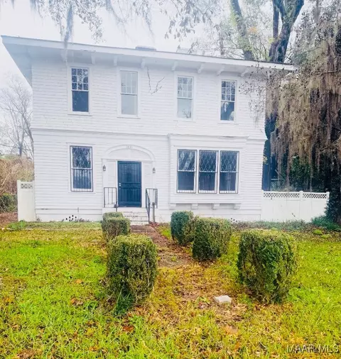 1841 S Court St, Montgomery, AL 36104