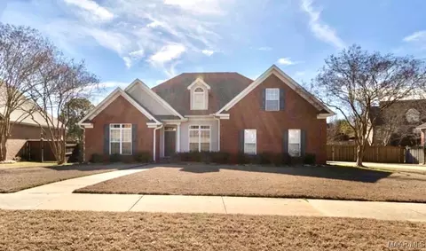 145 E Poplar St, Prattville, AL 36066