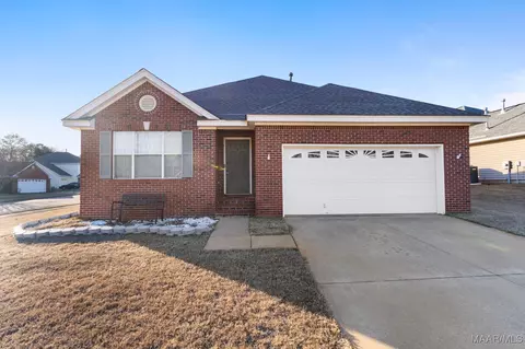1691 Hawthorne Ln, Prattville, AL 36066
