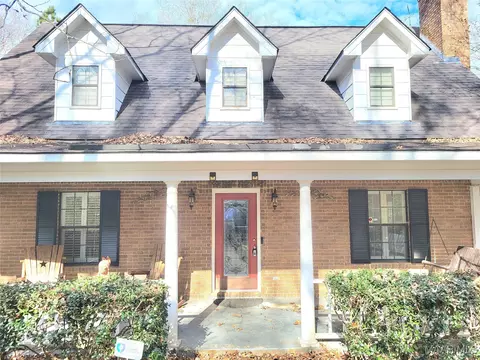 85 Price Rd, Wetumpka, AL 36093