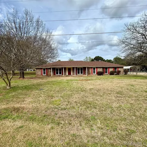 35 New Bingham Dr, Wetumpka, AL 36093