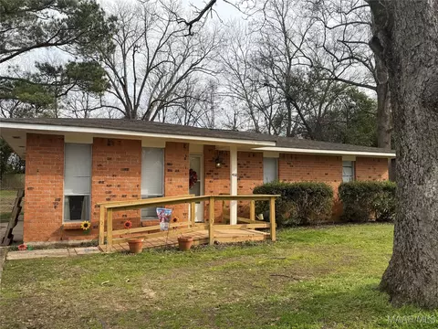 432 Pecan Tree Dr, Montgomery, AL 36109
