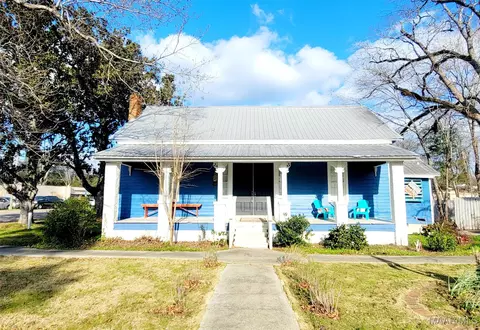 101 S Autauga St, Autaugaville, AL 36003