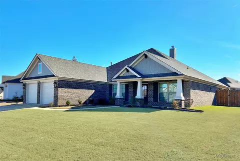 9365 Crescent Lodge Cir, Pike Road, AL 36064