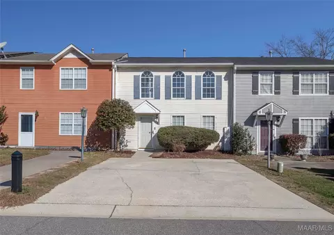 121 Willow Point Ln, Alabaster, AL 35007