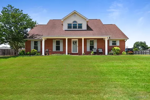 1689 Rambling Brook Ln, Prattville, AL 36066
