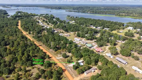 843 Deer Loop, Camden, AL 36726