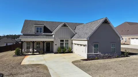 1297 Charleston Dr, Prattville, AL 36066
