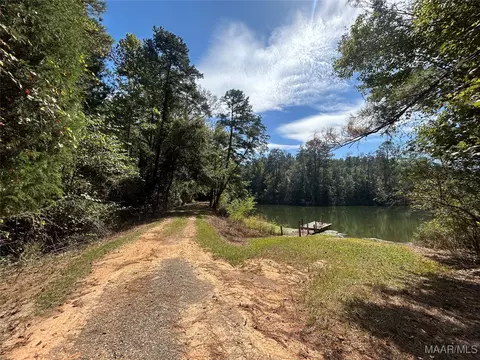 355 County Road 5522 Rd, Troy, AL 36081