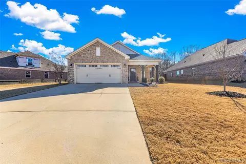 1124 Maggie Dr, Prattville, AL 36066