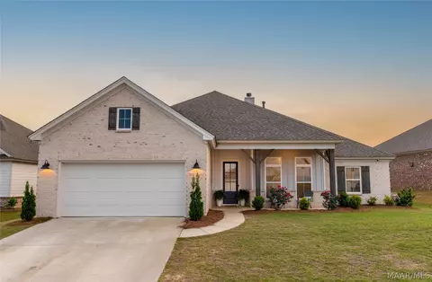 9355 Crescent Lodge Cir, Pike Road, AL 36064