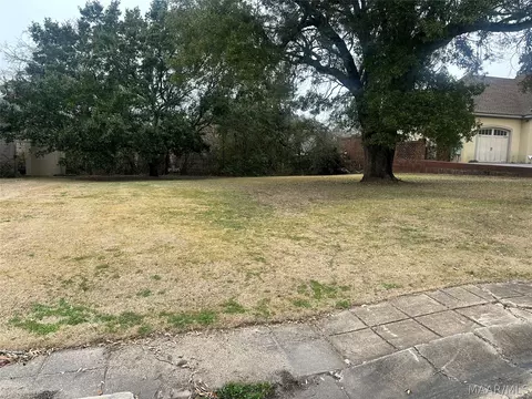 2516 Jamestown Ln, Montgomery, AL 36111