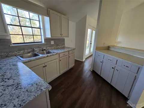 Kitchen - 1024 N Gap Loop, Montgomery, AL 36110 photo 1 of 2