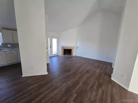 Living - 1024 N Gap Loop, Montgomery, AL 36110 photo 1 of 2