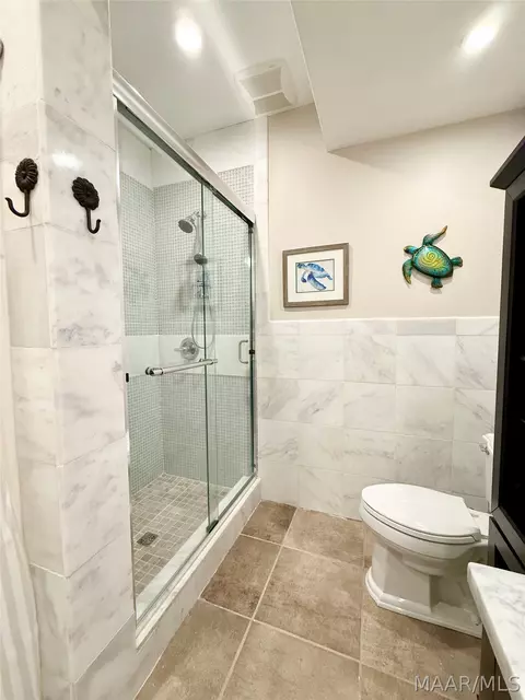 Bath - 320 Tulip Dr, Equality, AL 36026 photo 5 of 7