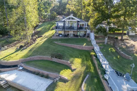 Exterior - 320 Tulip Dr, Equality, AL 36026 photo 2 of 9