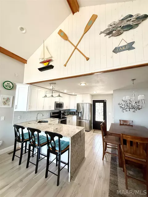 Kitchen - 320 Tulip Dr, Equality, AL 36026 photo 3 of 8