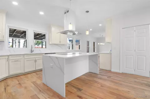 Kitchen - 203 8th St, Clanton, AL 35045 photo 1 of 5