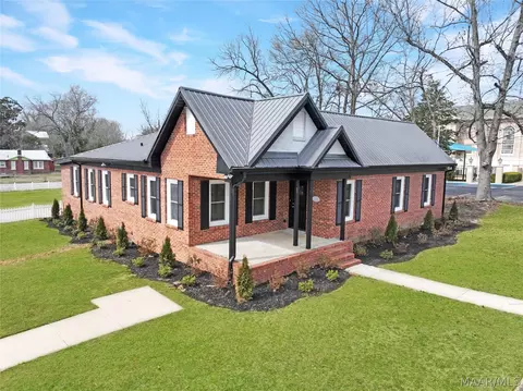 203 8th St, Clanton, AL 35045