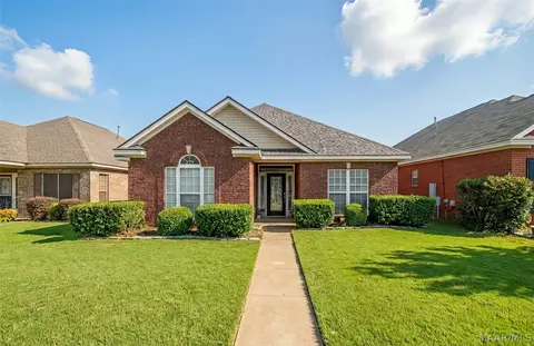 526 Ashton Oak Dr, Prattville, AL 36066