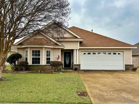 610 Linden Ln, Prattville, AL 36066