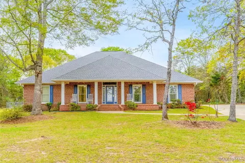 705 Yellowstone Dr, Prattville, AL 36067